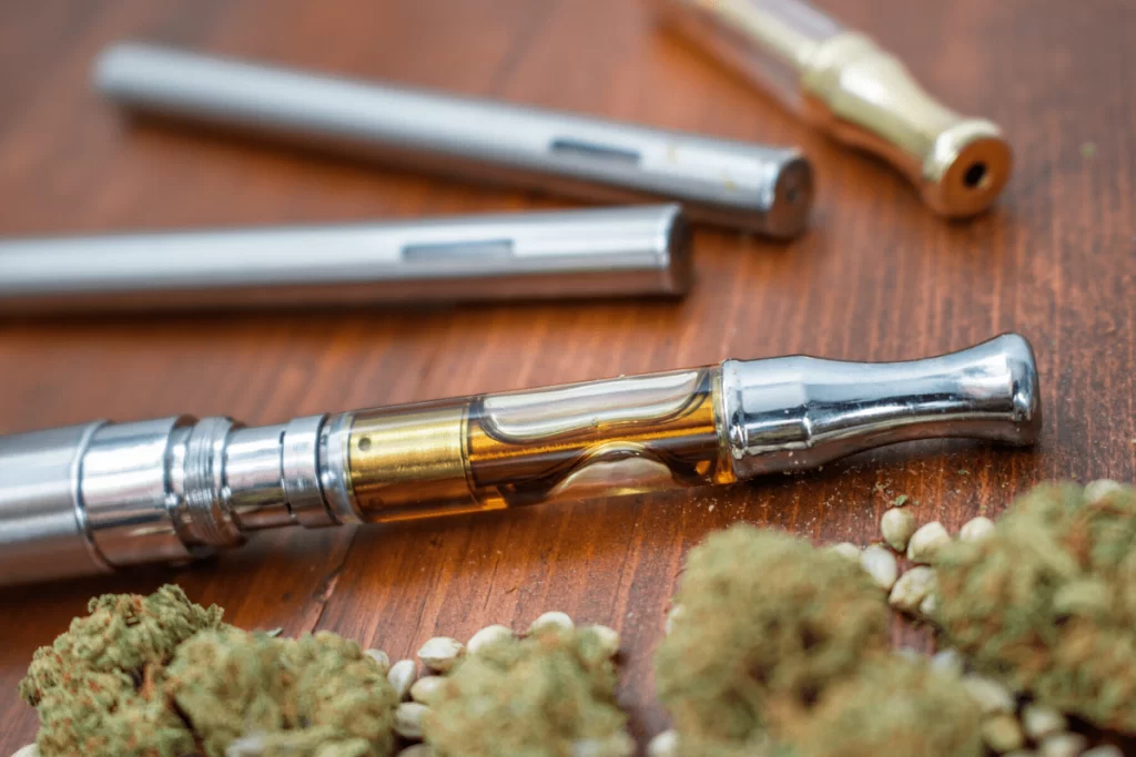 Why Choose THCa Disposable Vape Pens for Professional Cannabis Needs?